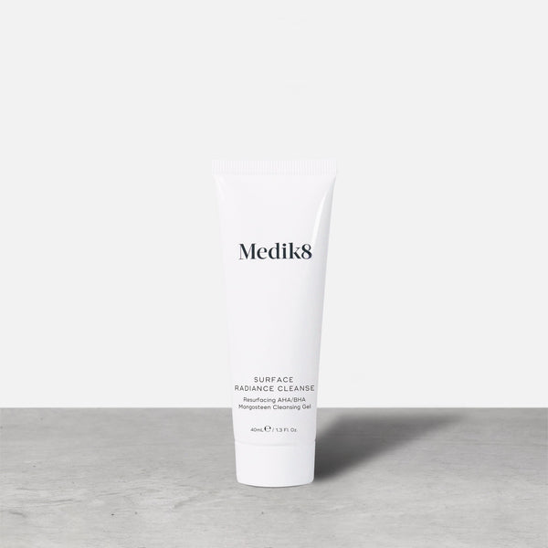 Medik8 Surface Radiance Cleanse | Exfoliërende Reiniger | SKINSOS